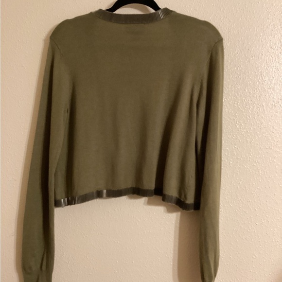 Soft Surroundings Olive Green Knit Cropped Size Small - Picture 3 of 6